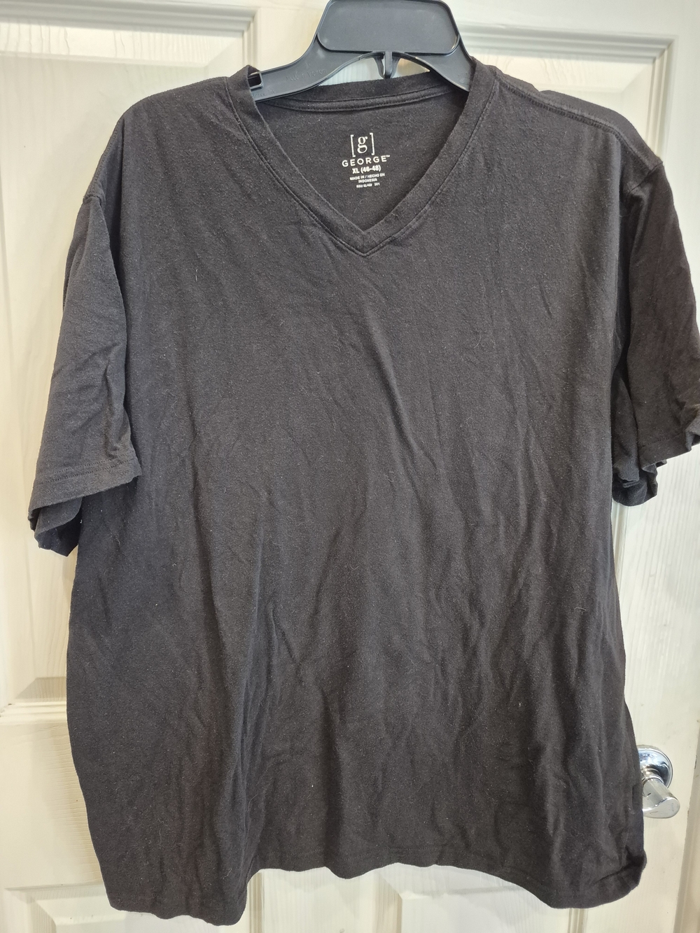 5/25 George Men's Gray V-Neck T-Shirt